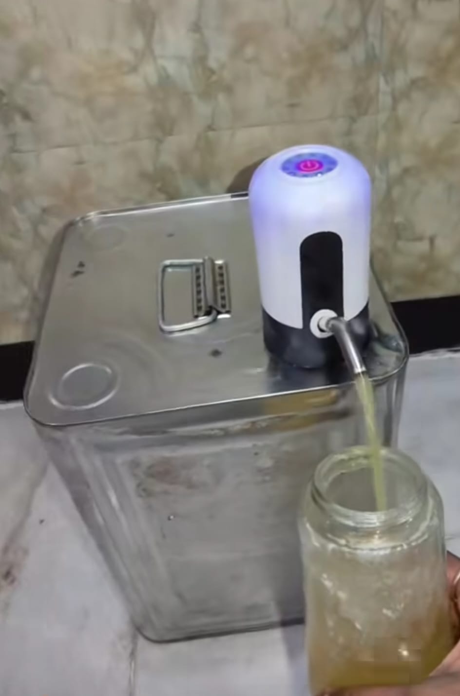 Automatic Oil Dispenser Pump For Daily Use